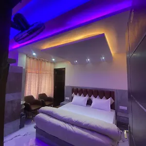 Hotel Harmony Heights